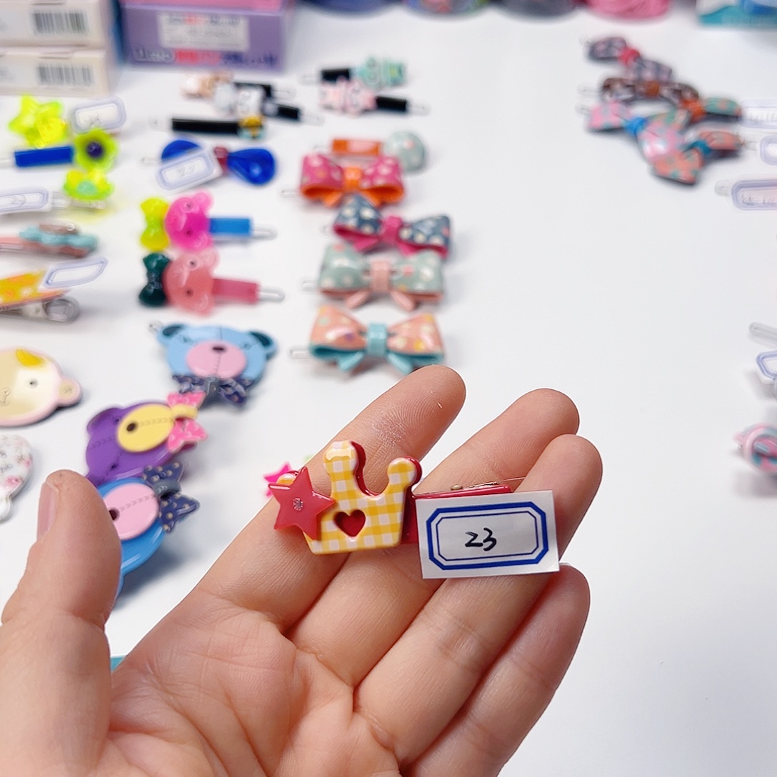 儿童黄皇冠扣夹韩国