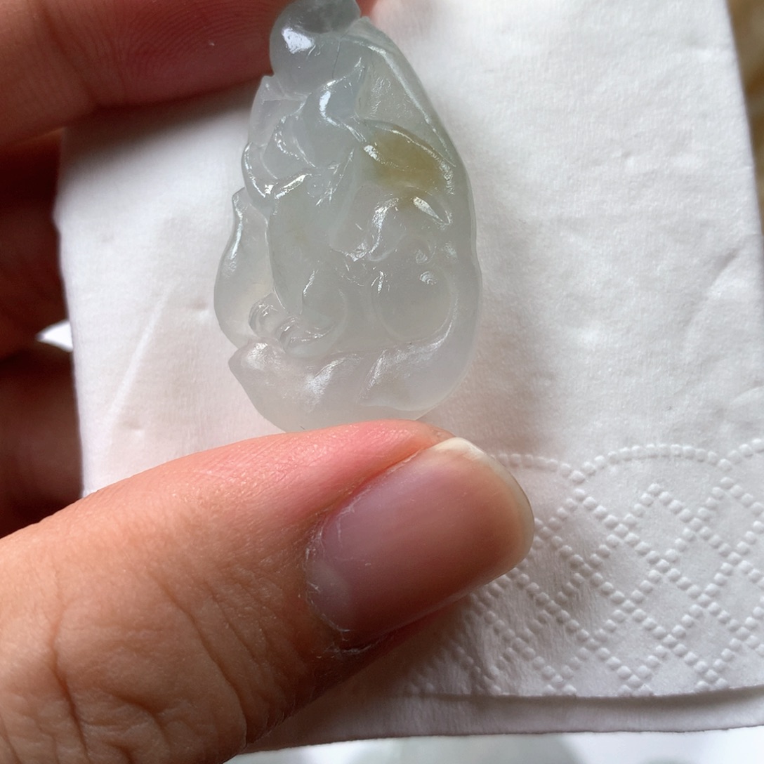 定制翡翠未镶嵌吊坠