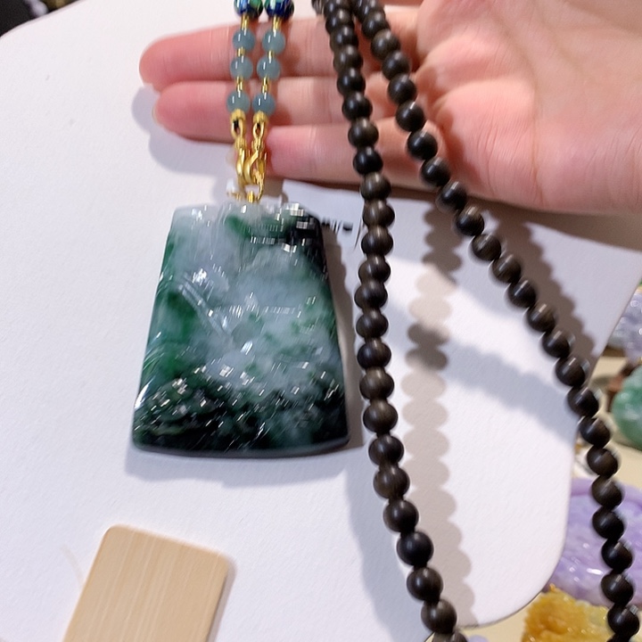 翡翠未镶嵌颈饰翡翠吊坠