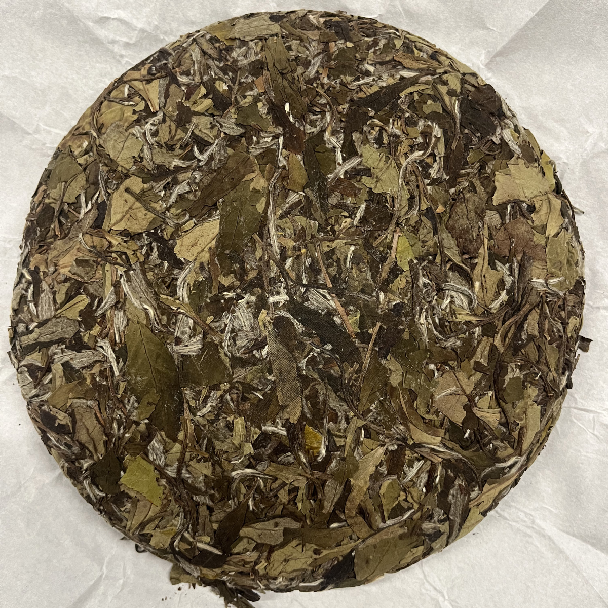 2019年高山日晒老白茶茶饼陈甜香香醇岁月