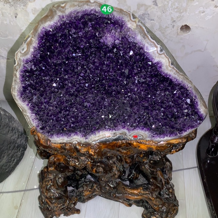 水晶乌拉圭紫晶大屏风未镶嵌