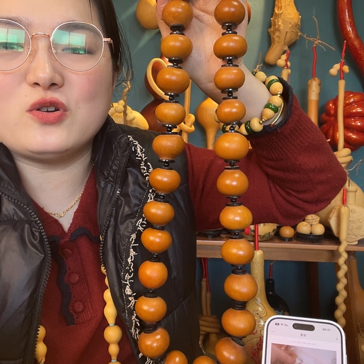 蒙****大叶紫檀（黑酸枝木类）