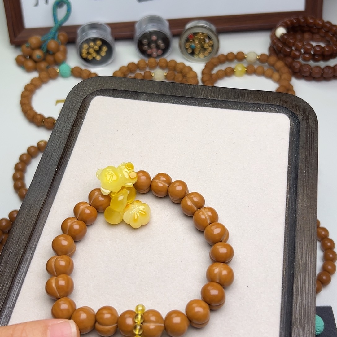 J***e吊坠猴头核桃猴头屁桃两套全品