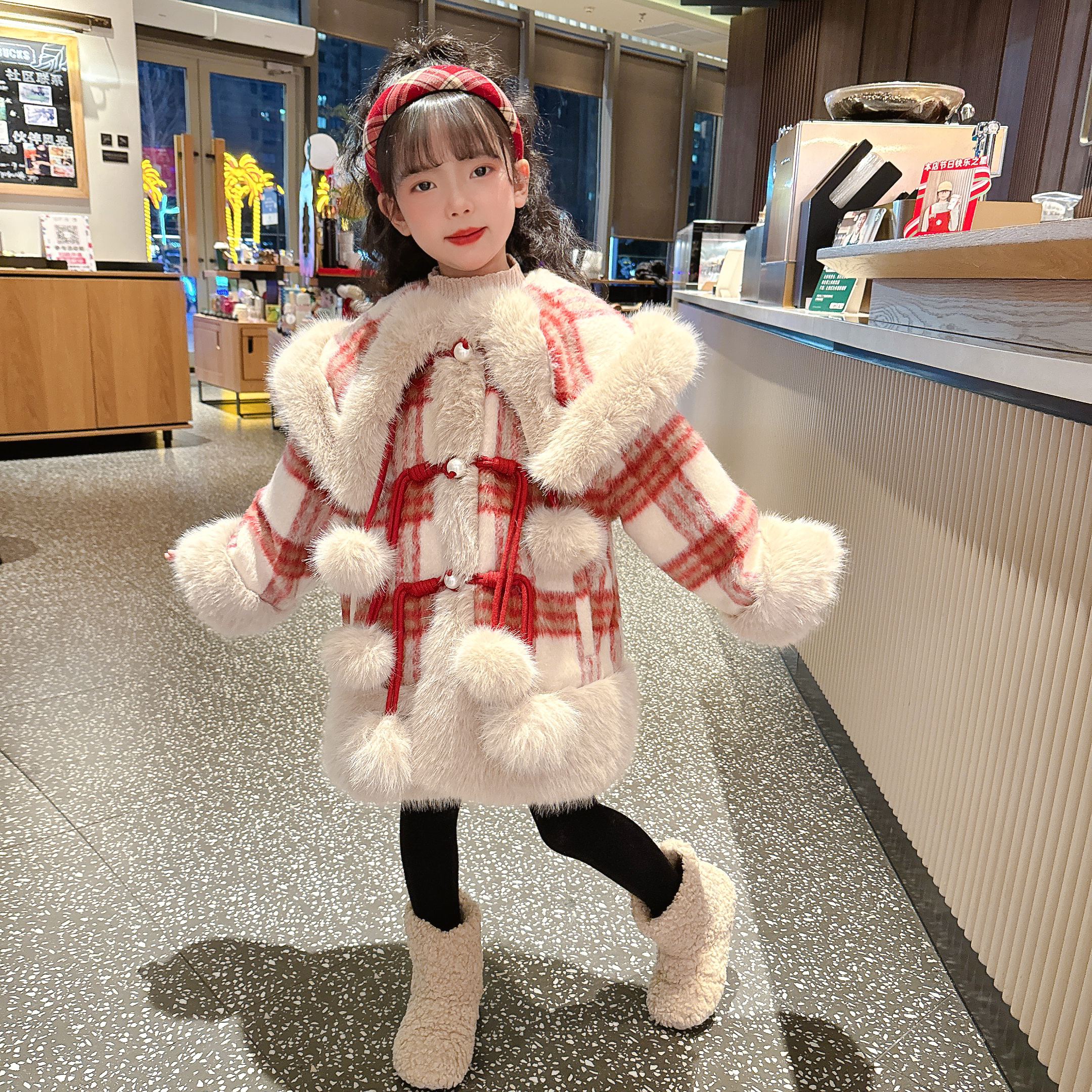 现货女童新年款加绒加厚大衣女宝宝格子大衣保暖厚实女童冬装冬款