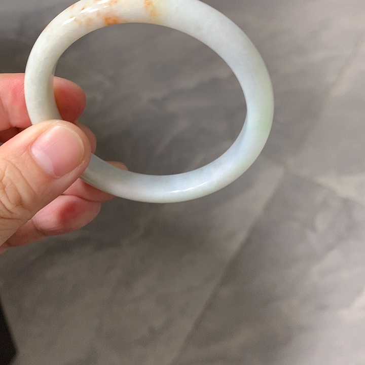 翡翠颈饰未镶嵌56圈