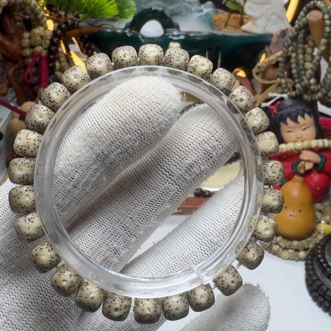 星月菩提手串1号车尺寸8.7石玉龙鳞单圈