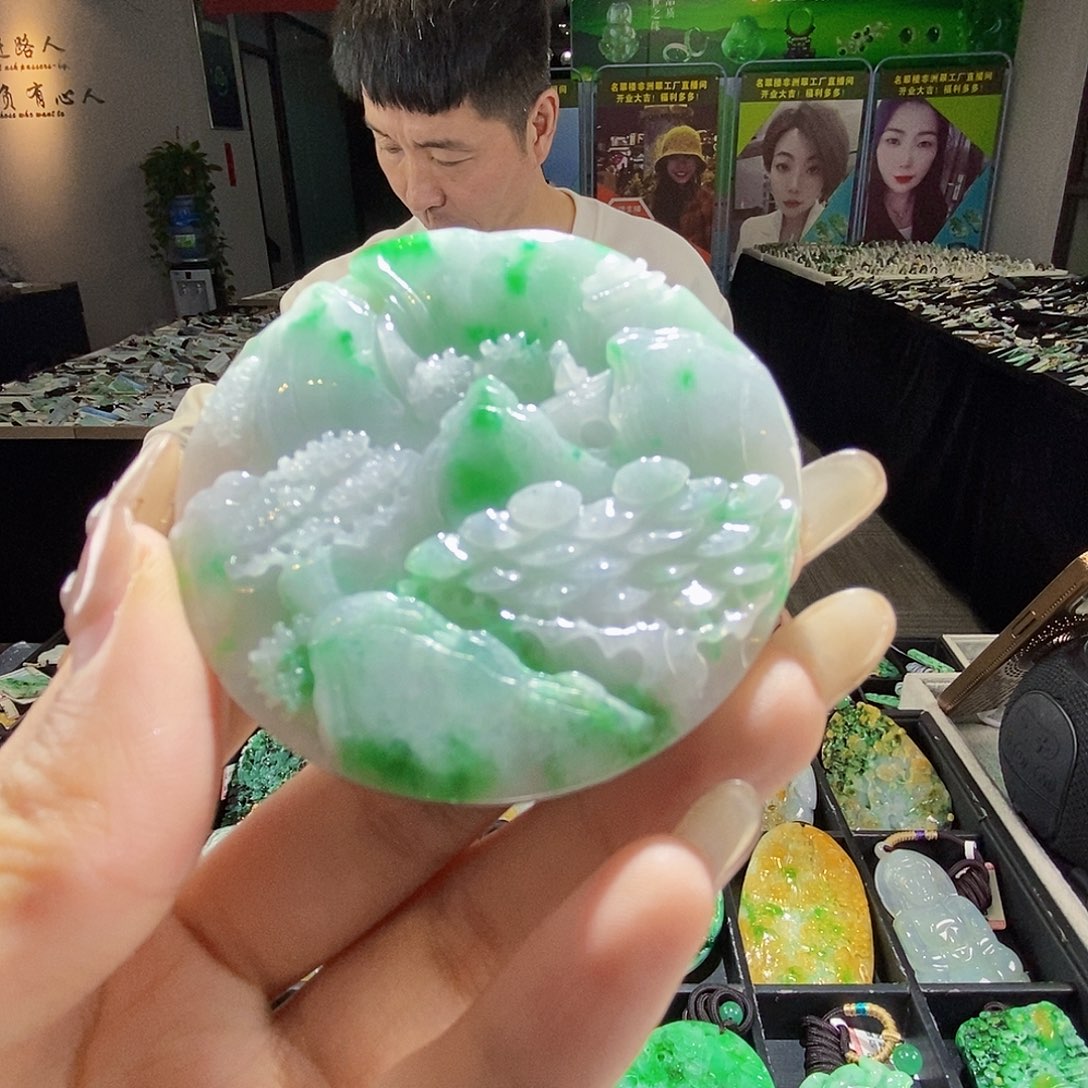 颈饰未镶嵌翡翠翡翠