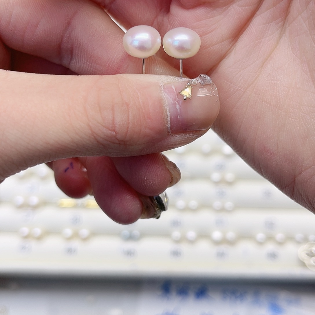 淡水珍珠耳饰银S925镶嵌小*肉