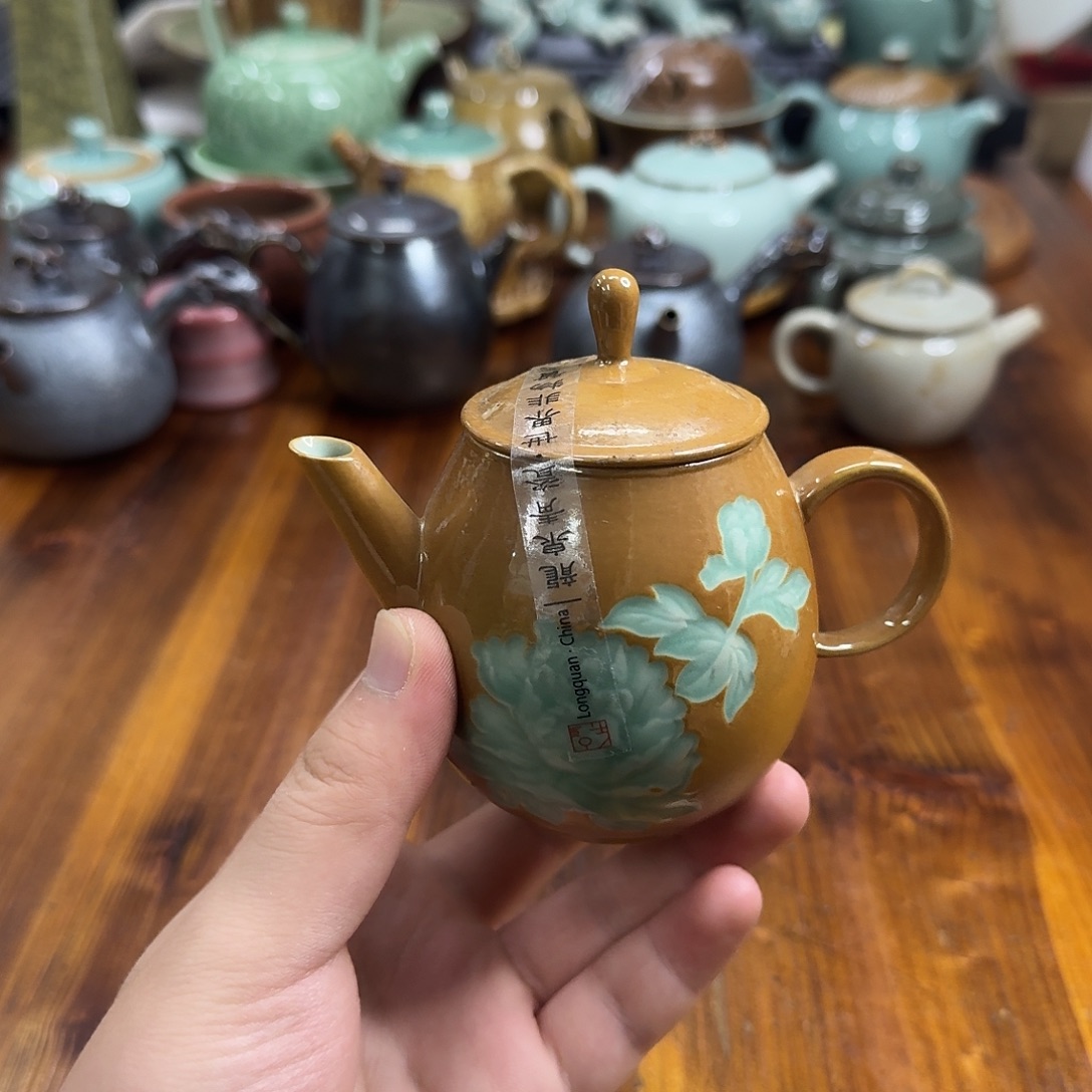 小仲龙泉青瓷微瑕2917