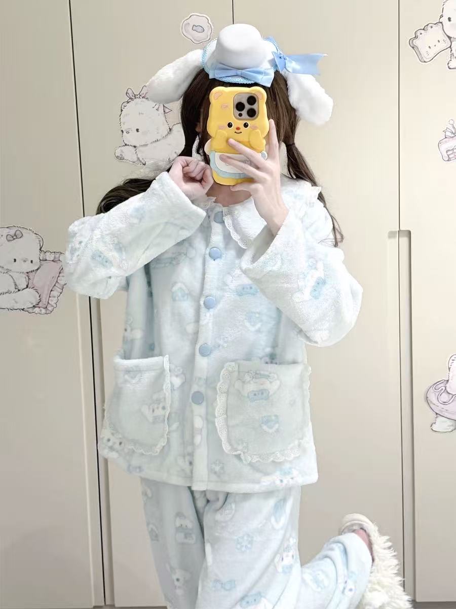 蓝色卡通玉桂狗法兰绒冬季保暖睡衣家居服套装’