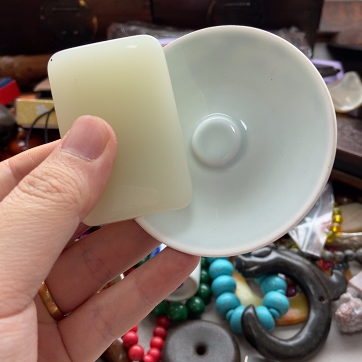 瓷片哈哈哈姐姐斤斤计较吧