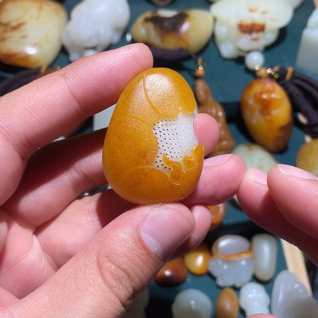 和田玉挂件未镶嵌