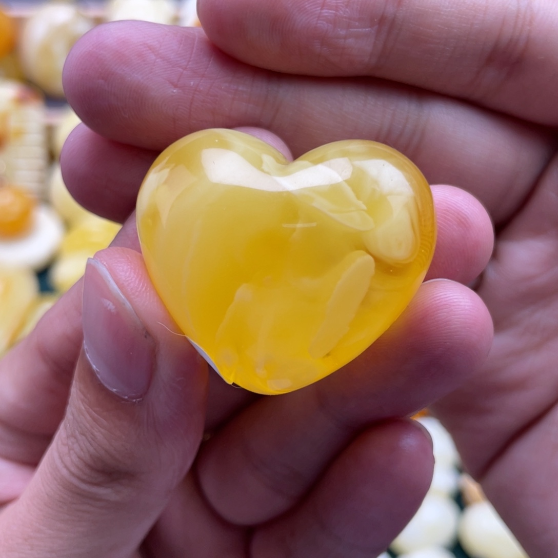 琥珀未镶嵌裸石蜜蜡