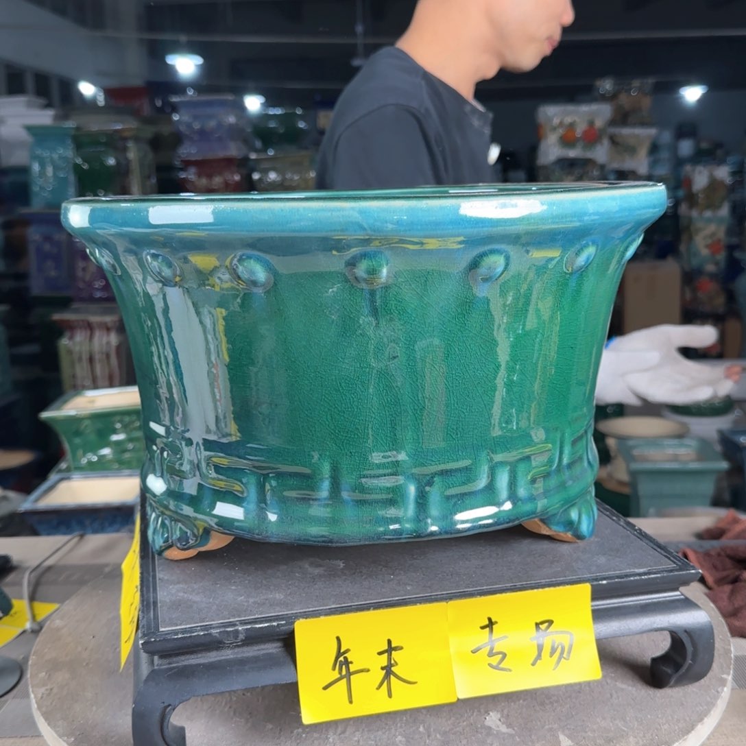 一风堂石湾花盆。高温裂瑕疵