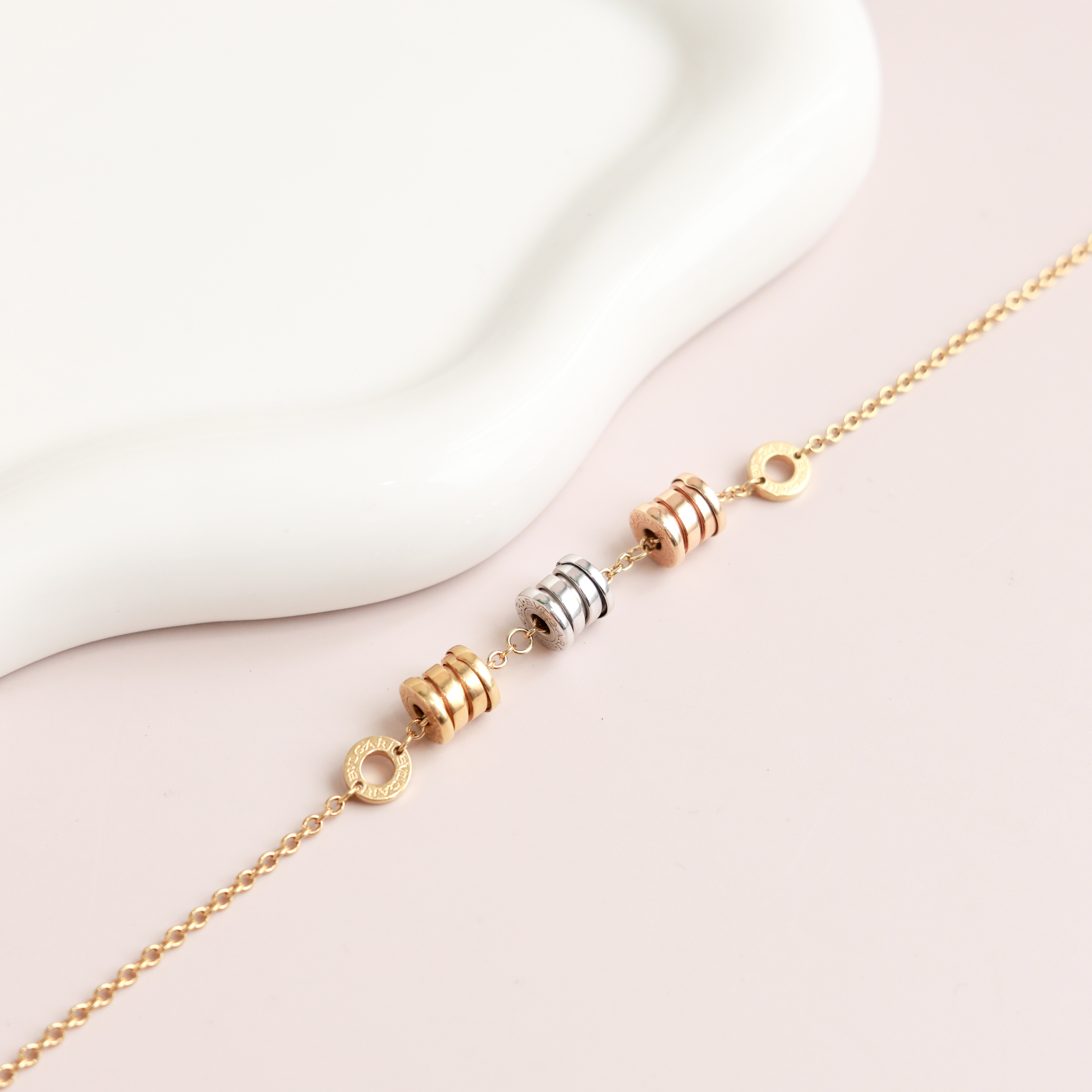 95新 BVLGARI/宝格丽 【美佳】弹簧手链/链长21cm/5462