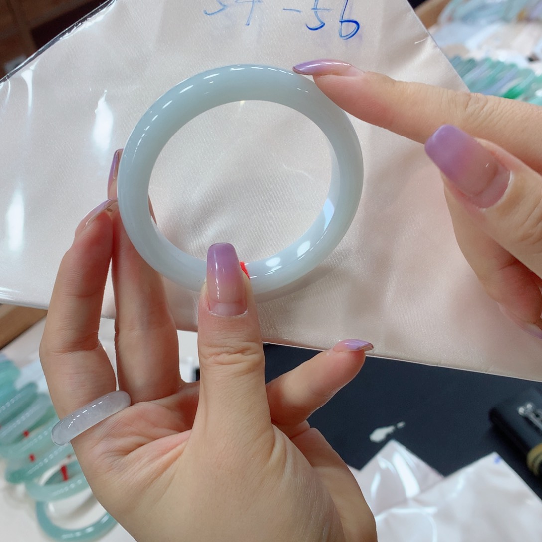 未镶嵌手镯翡翠买断