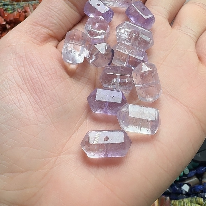 玛瑙/玉髓未镶嵌珠宝半成品一个10m中孔玻利维亚紫水晶