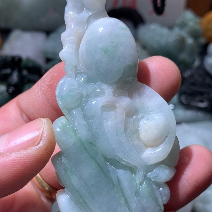 翡翠未镶嵌颈饰保真天然a货翡翠