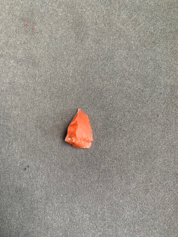 原矿南红现场现敲料子