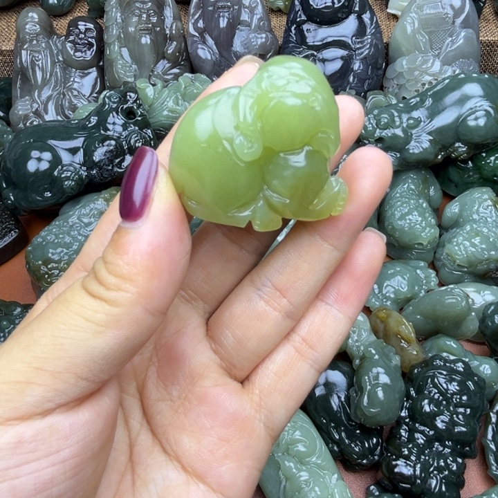 和田玉未镶嵌挂件