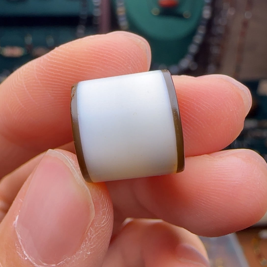 未镶嵌颈饰玛瑙/玉髓