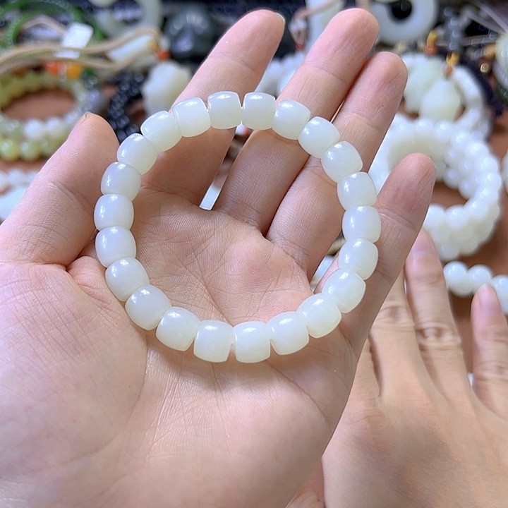 和田玉未镶嵌手串