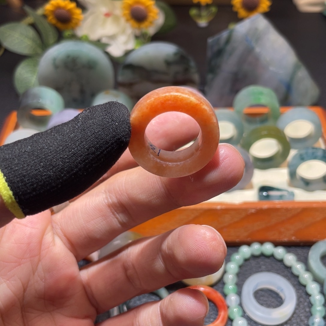 定制翡翠未镶嵌天然翡翠