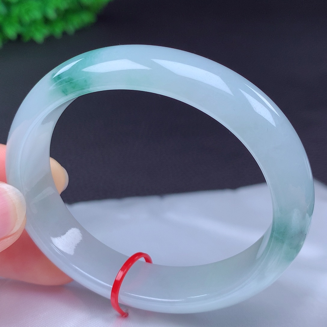 翡翠未镶嵌手镯57贵妃681202