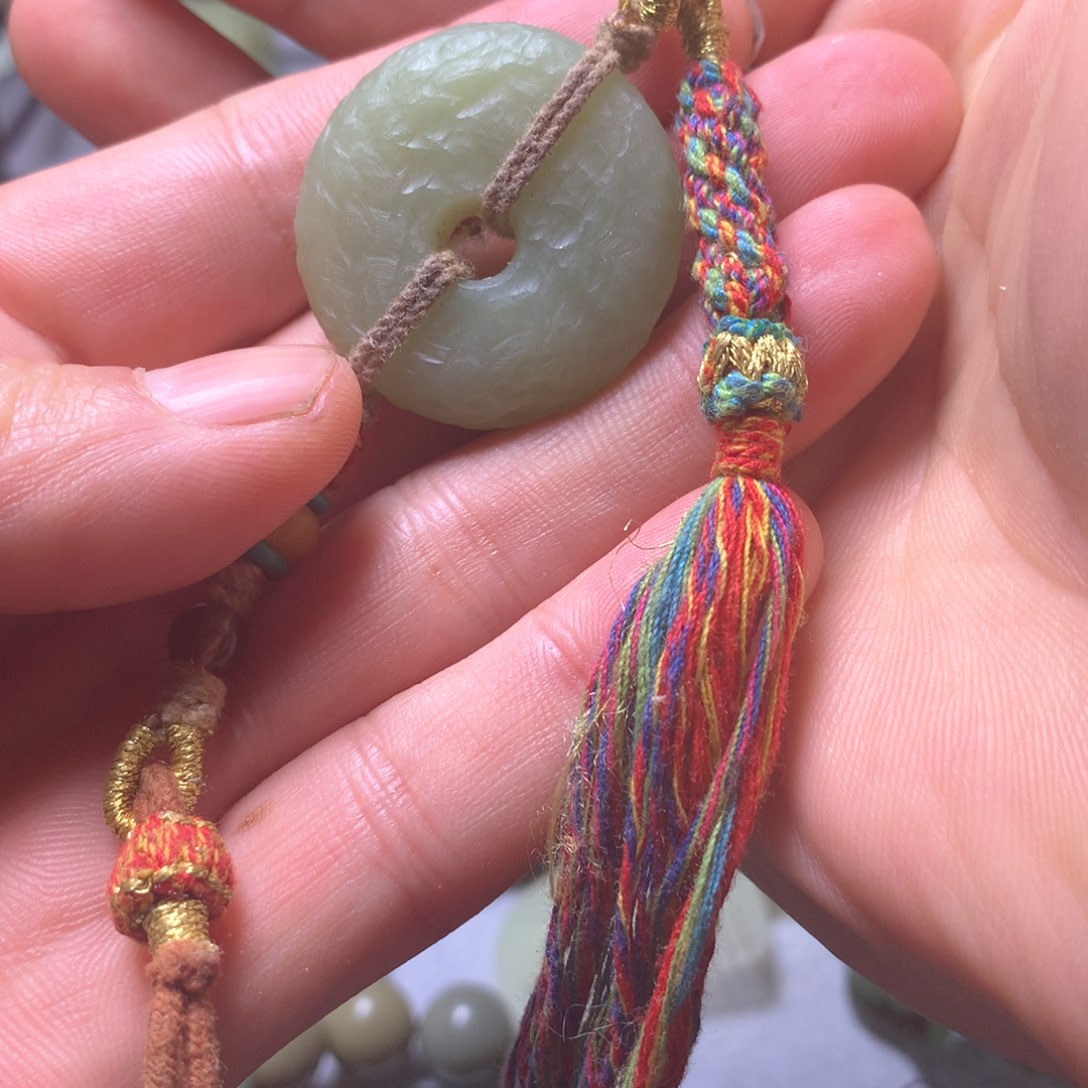 和田玉颈饰未镶嵌