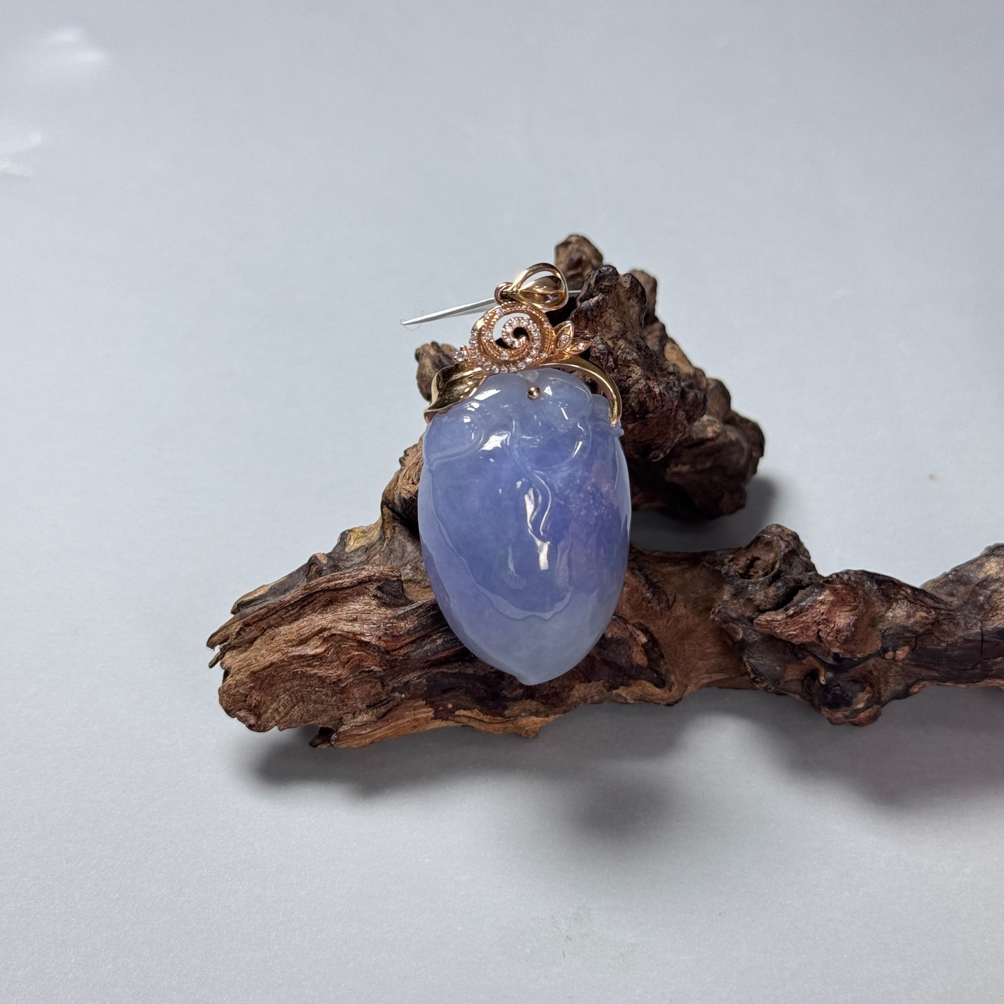 【诚翠拍品第一百一十二期午】翡翠114吊坠HQT8042金