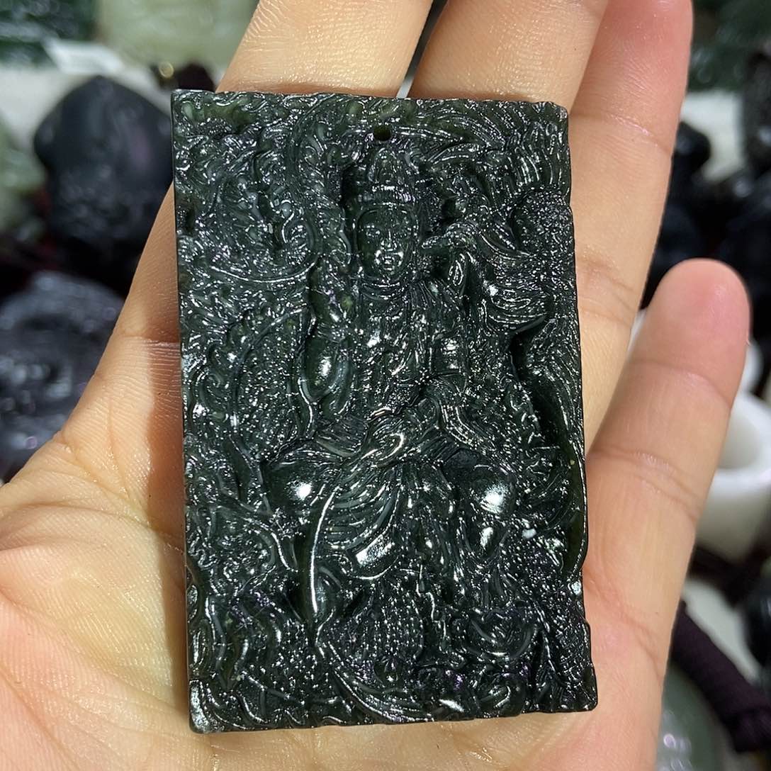 和田玉（糖玉）颈饰未镶嵌