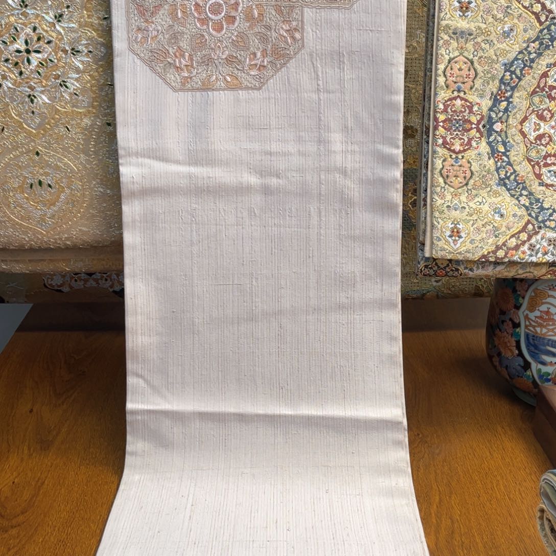 织绣两通双宫茧抽拉雕