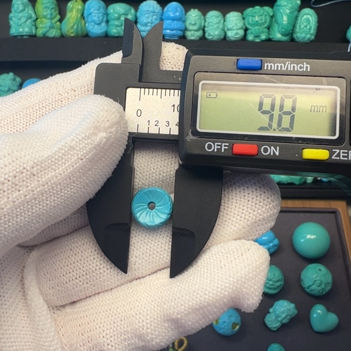 湖北原生态羽毛扣卡卡九加