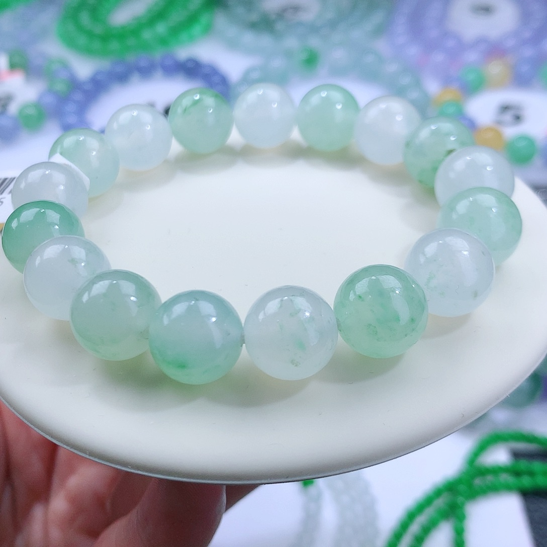 翡翠手串未镶嵌卡11.8