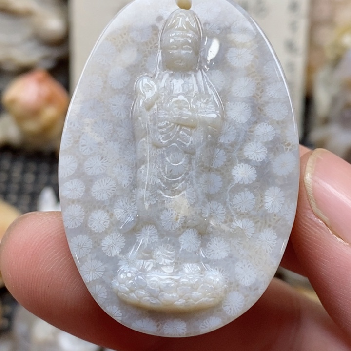 颈饰未镶嵌硅化珊瑚（珊瑚玉）小