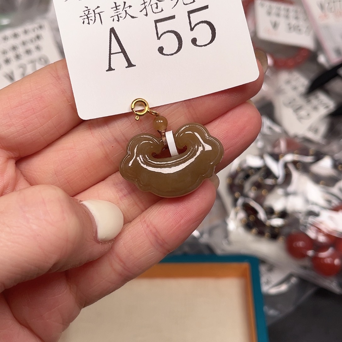 和田玉珠宝半成品未镶嵌A55