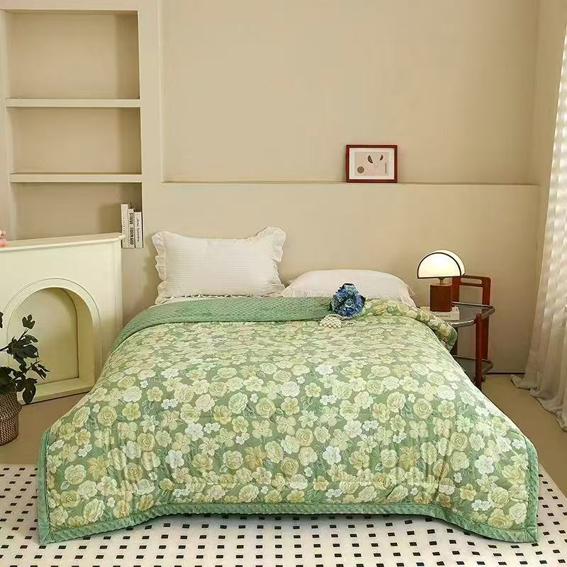 冬季新款豆豆绒被子2米×2.3约六斤左右