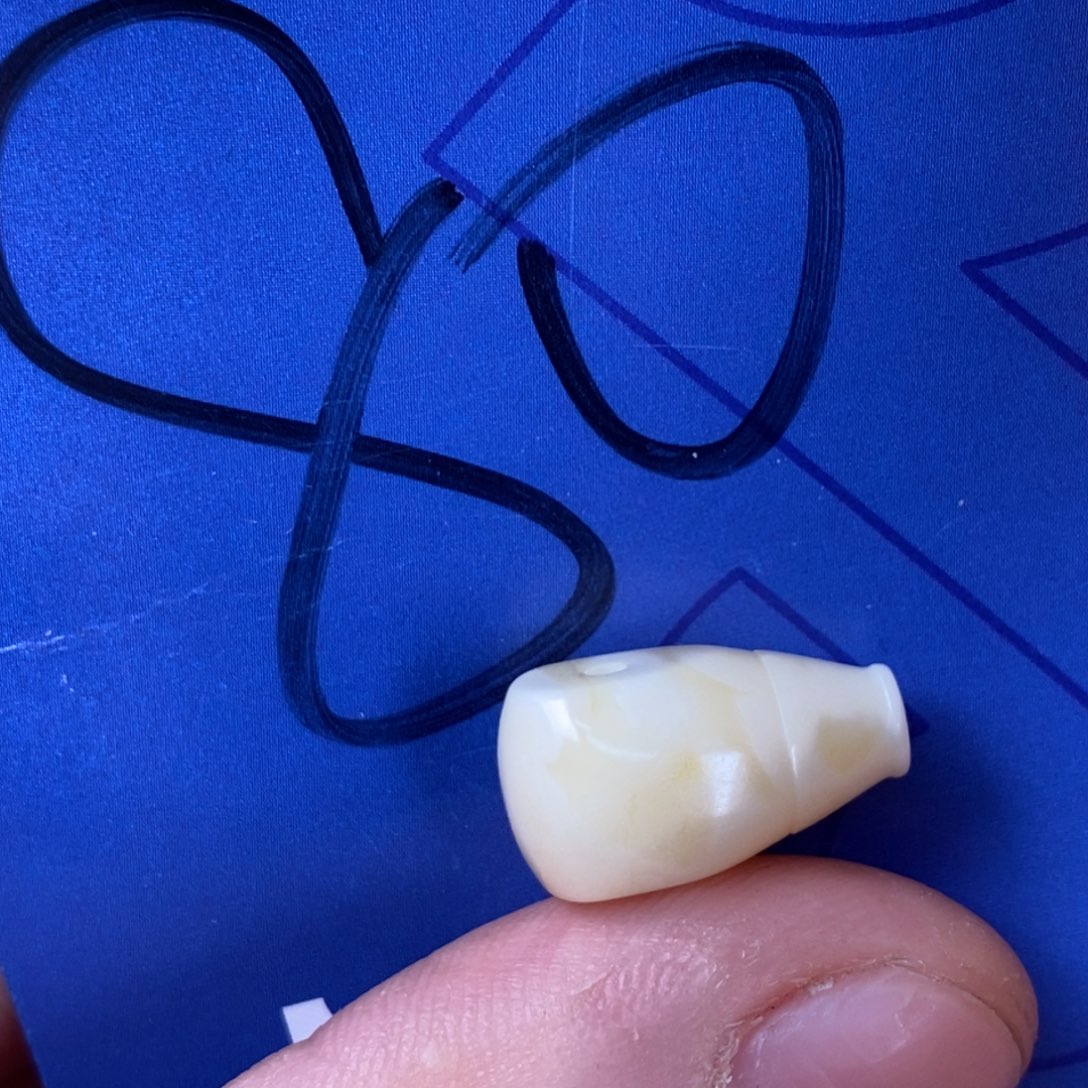 蜜蜡裸石未镶嵌王*心蜜蜡