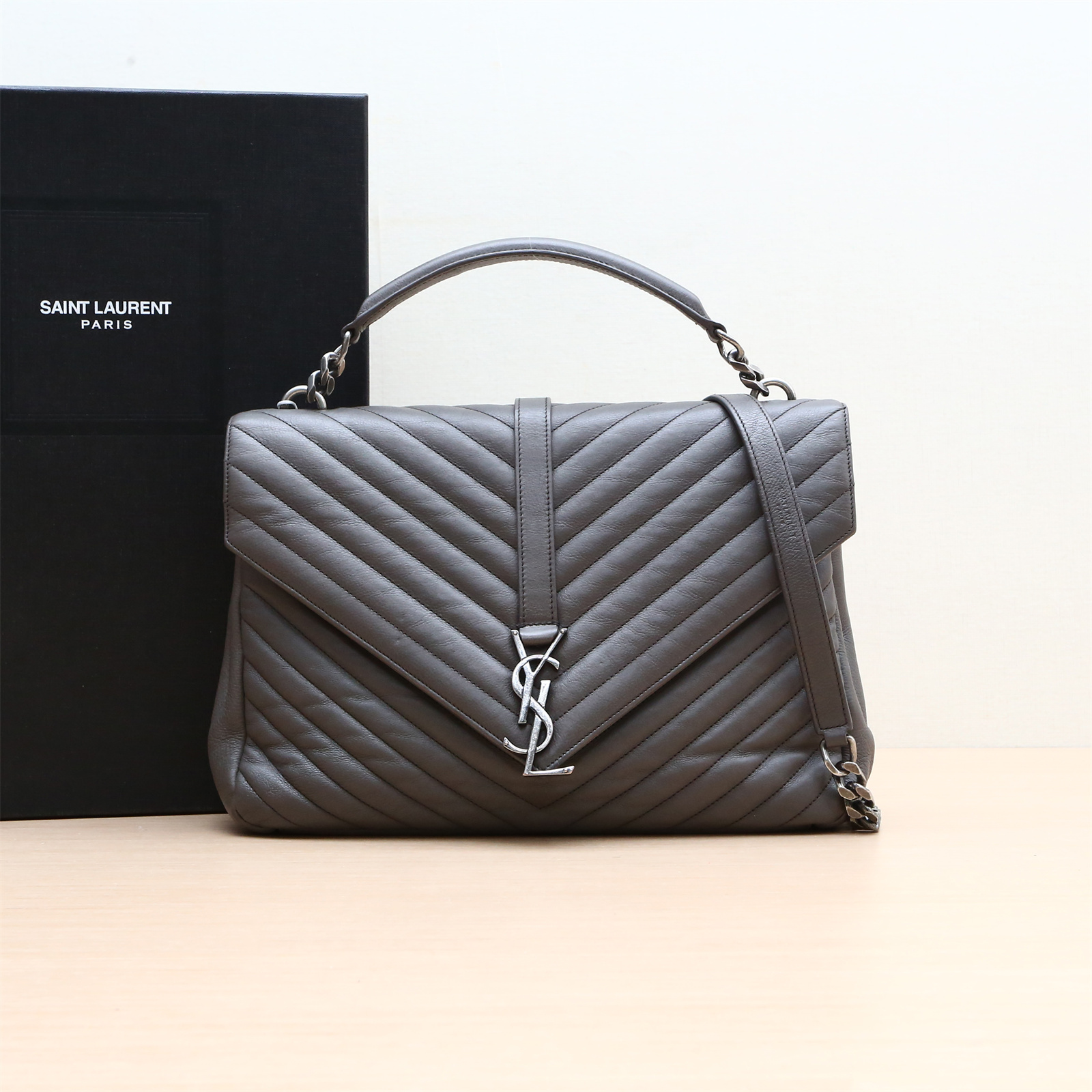 95新 YSL/圣罗兰 活动 单肩包 邮差包 32 灰色 P224187132