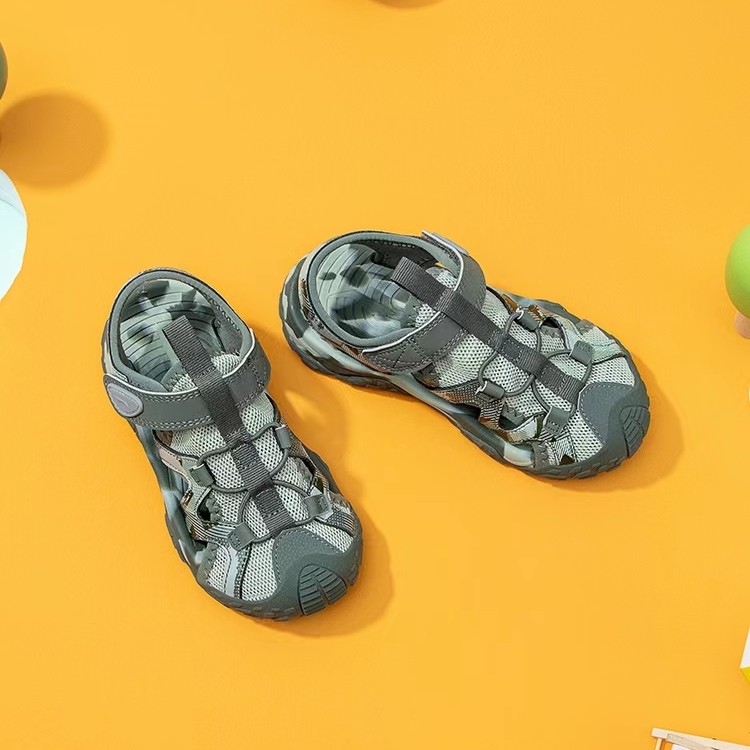 李宁儿童沙滩鞋男女童大童时尚新款夏季休闲户外男童运动包头凉鞋