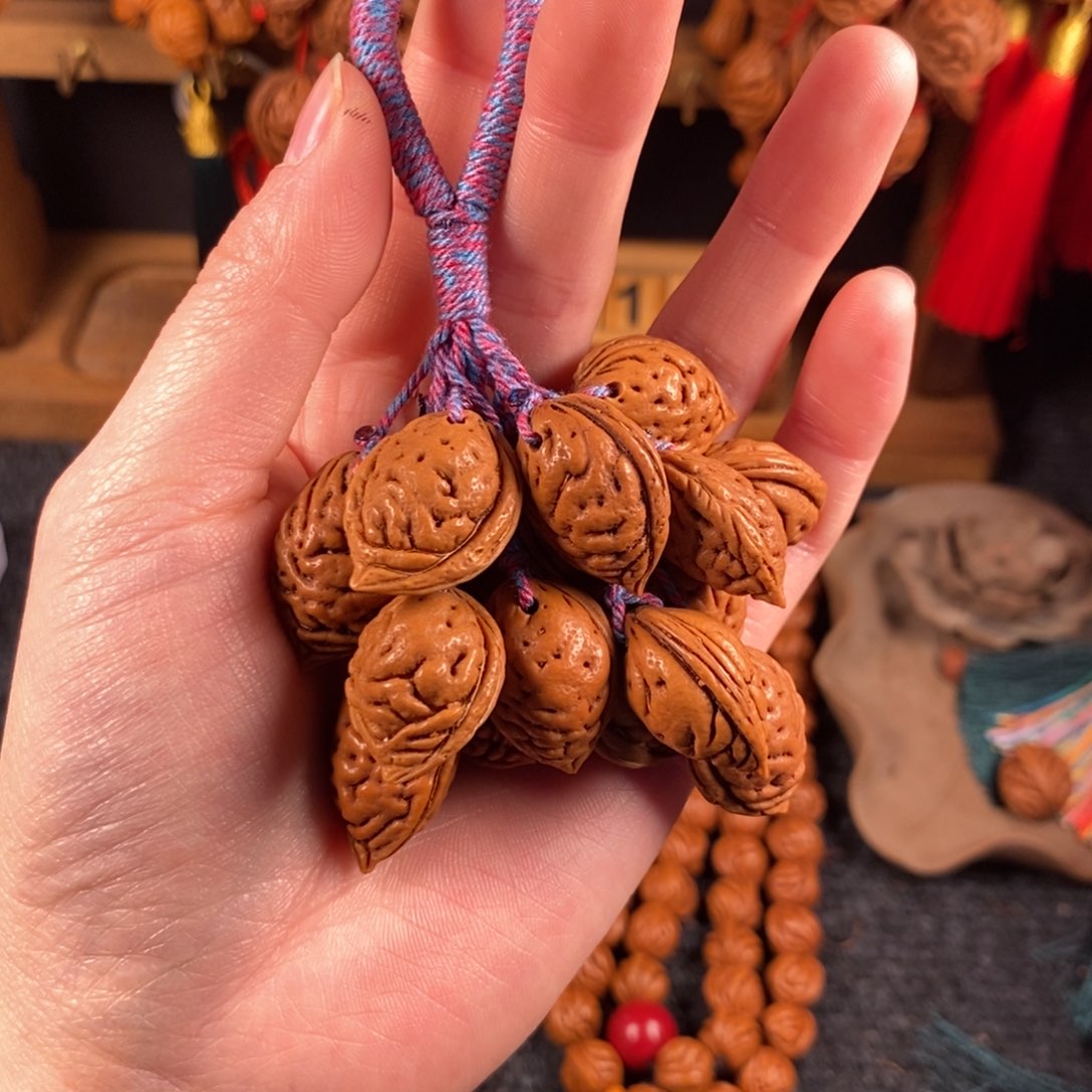 吊坠桃核桃枭挂件