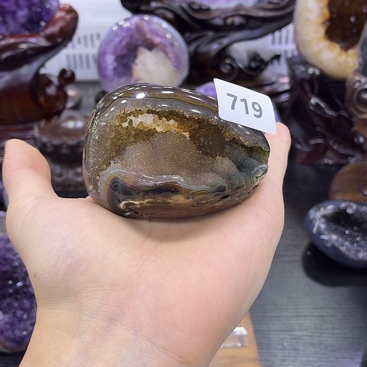 水晶大型摆件（非配饰）未镶嵌