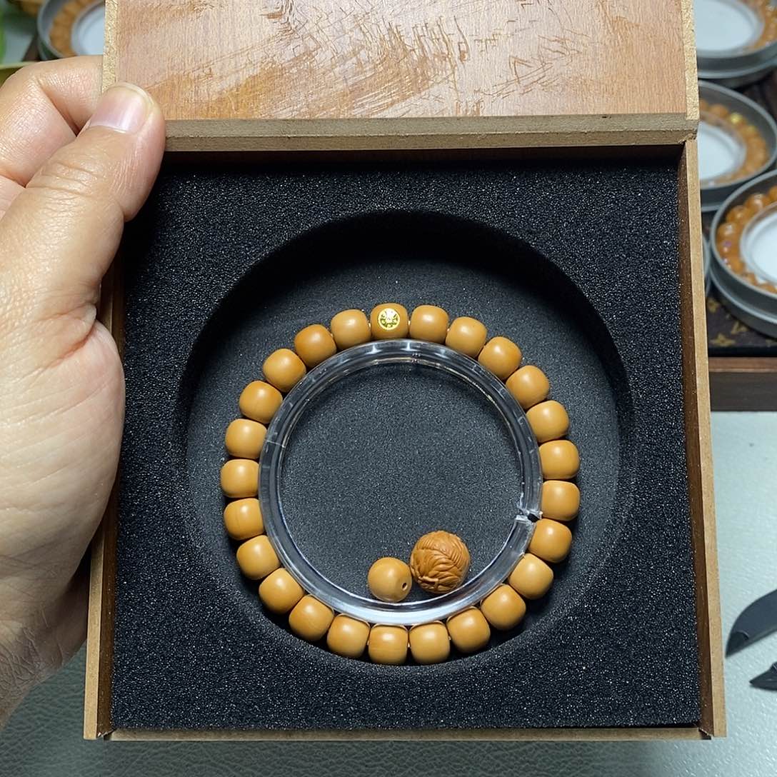 猴头核桃手串91号柔光手工老型9左右