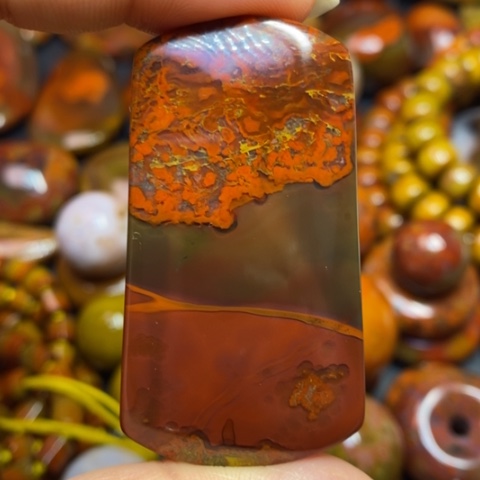 玛瑙/玉髓颈饰未镶嵌