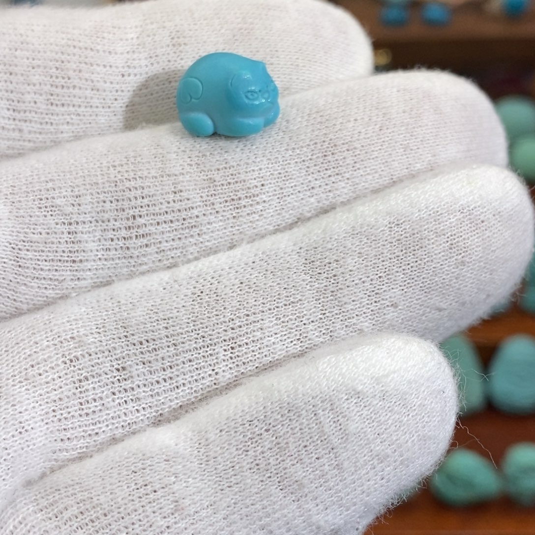 绿松石未镶嵌珠宝奇石