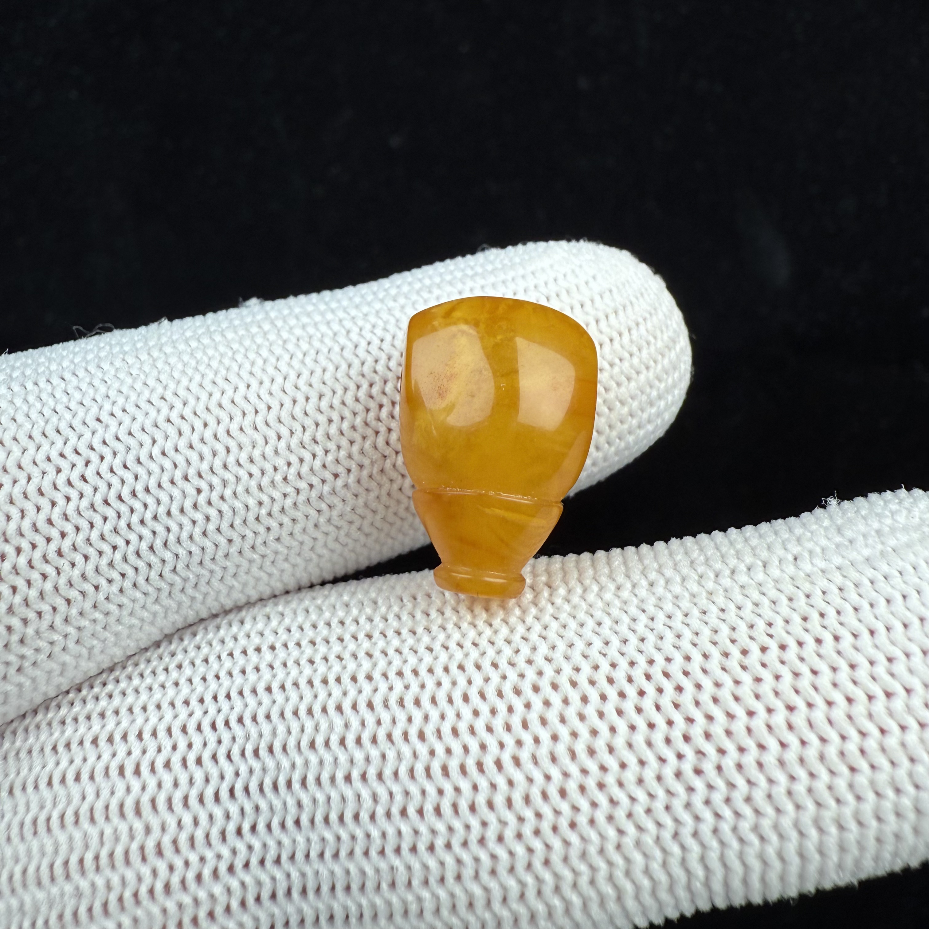 B7110天然原矿俄料蜜蜡 瑕疵特价三通 12*18mm支持复检