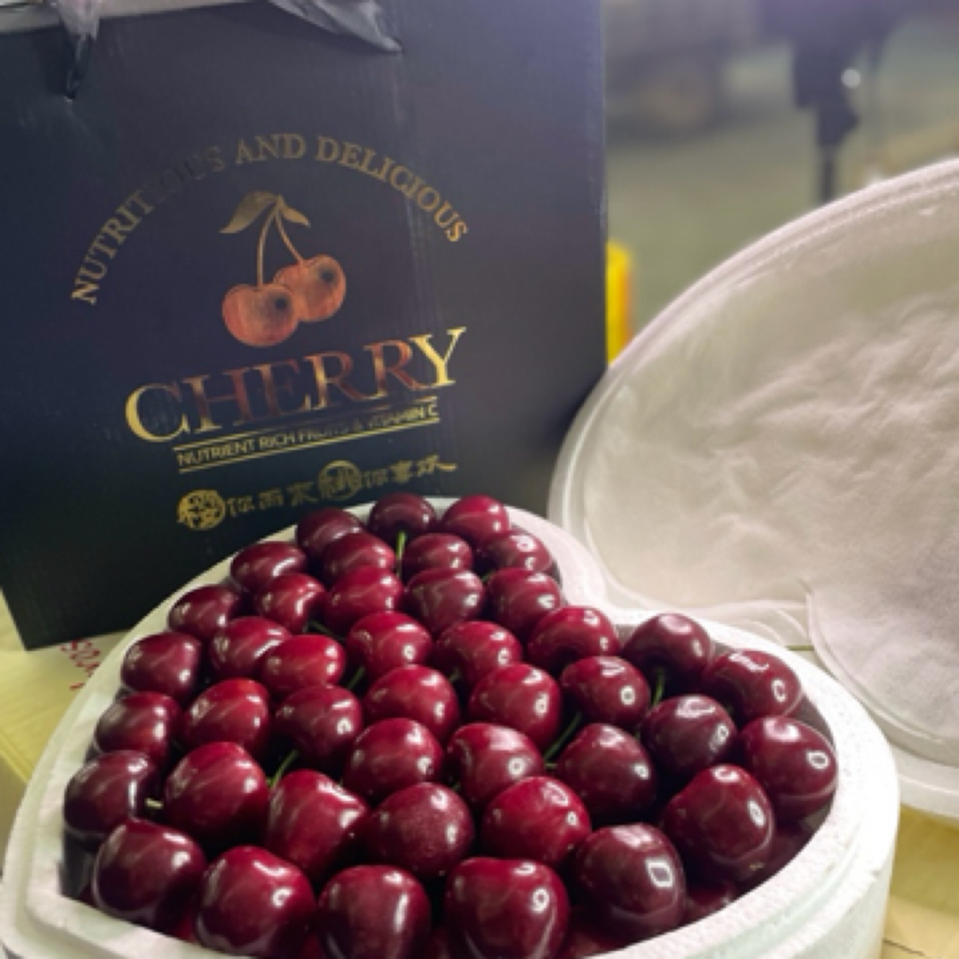 老牛专属大连美早樱桃1件净2.6斤1箱 2-5J 海运