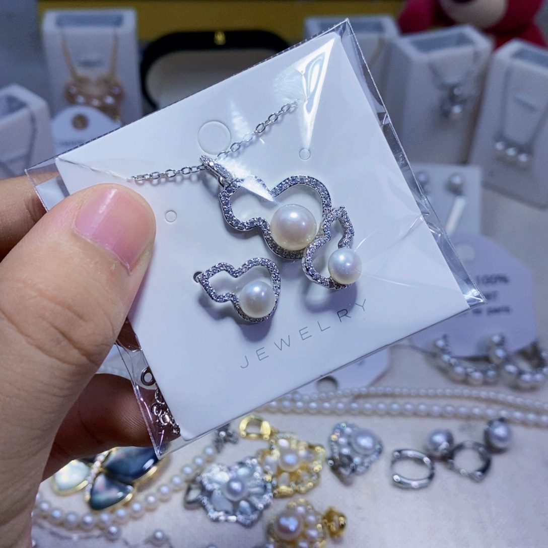 未镶嵌淡水珍珠耳饰