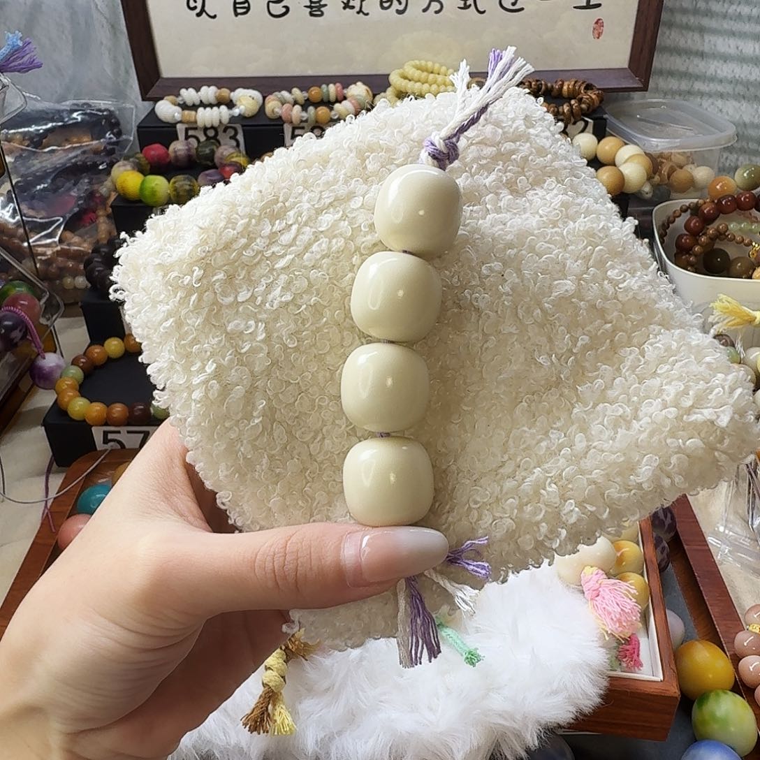 菩提根/象牙果手串