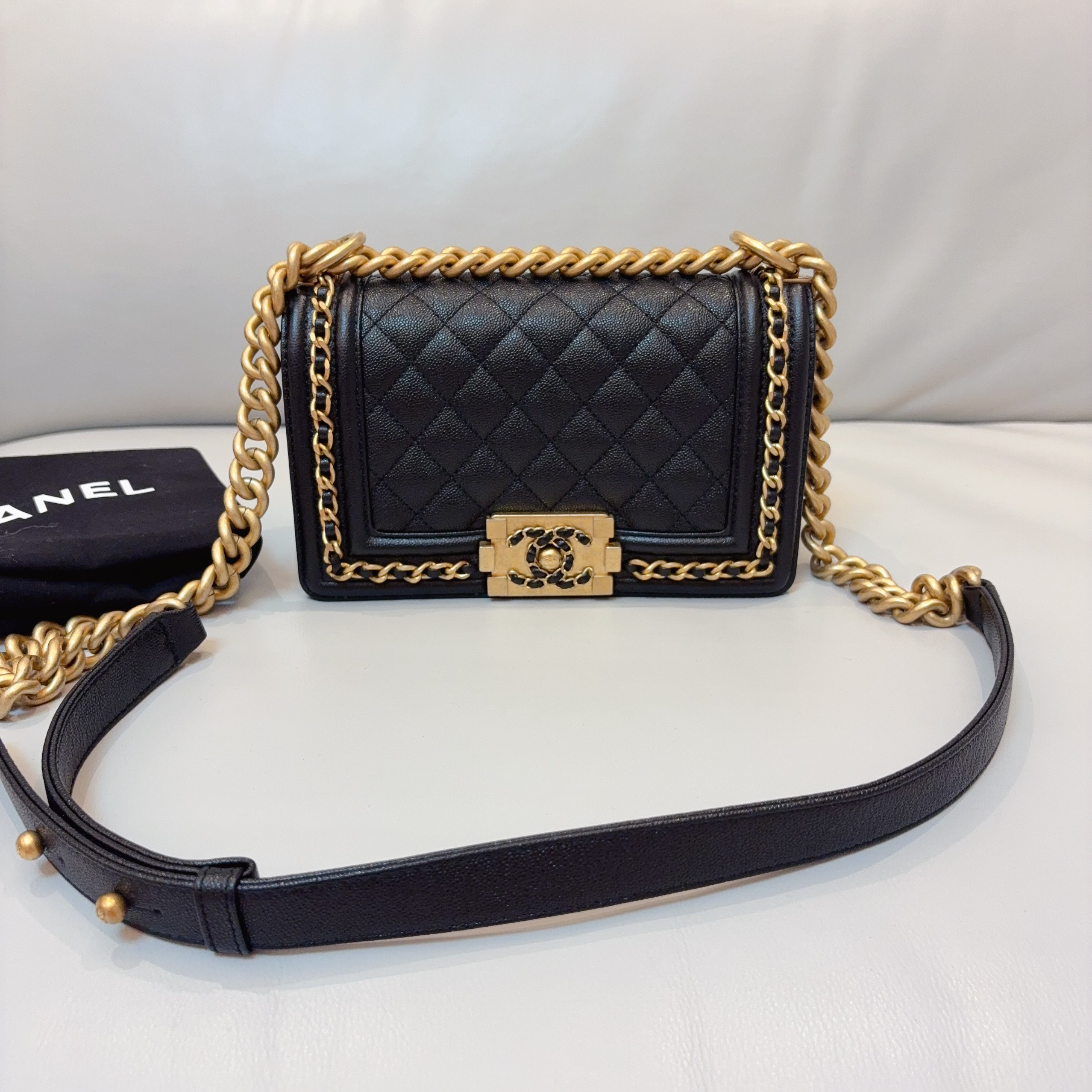 99新 Chanel/香奈儿 Chanel leboy小号 23P黑金 荔枝皮滚边菠萝扣